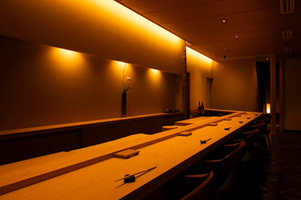 鮨 優羽のカウンター